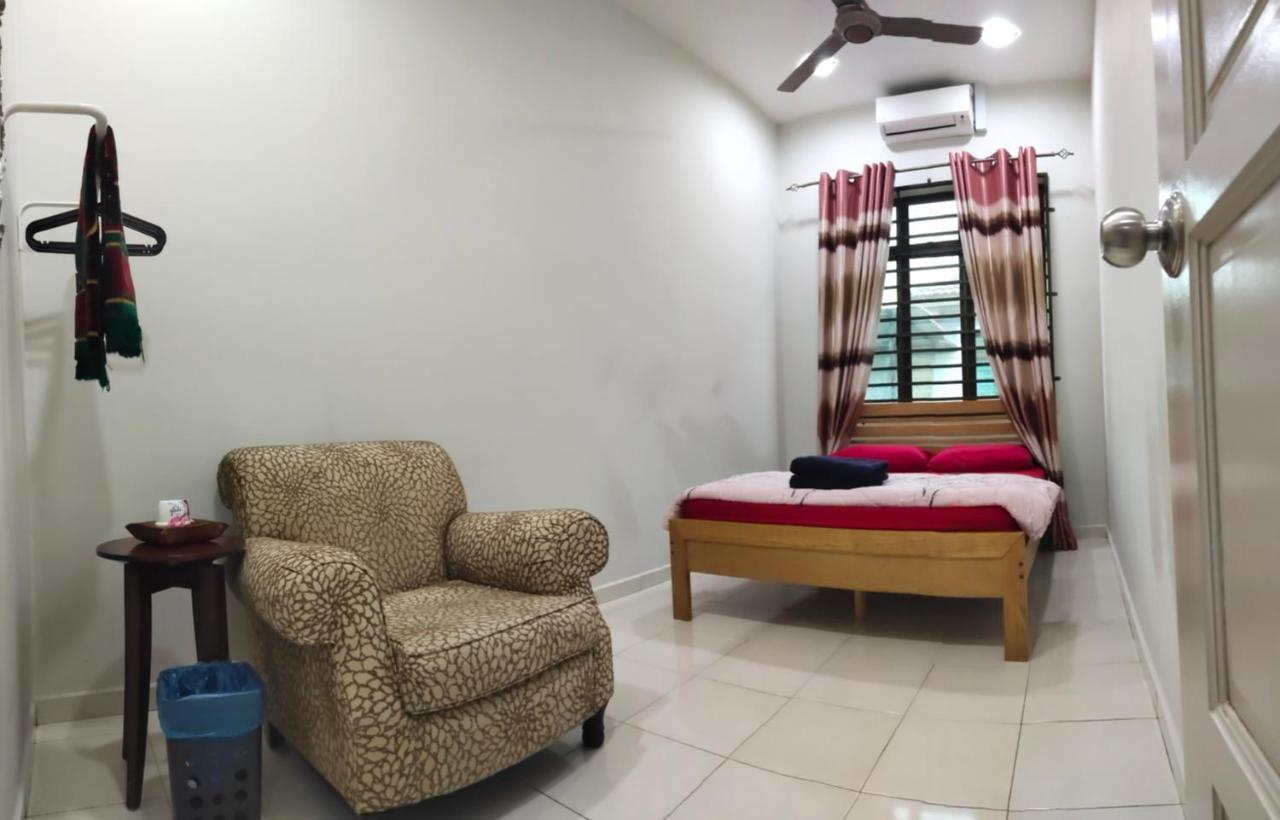 Homestay Melaka Urich Buitenkant foto