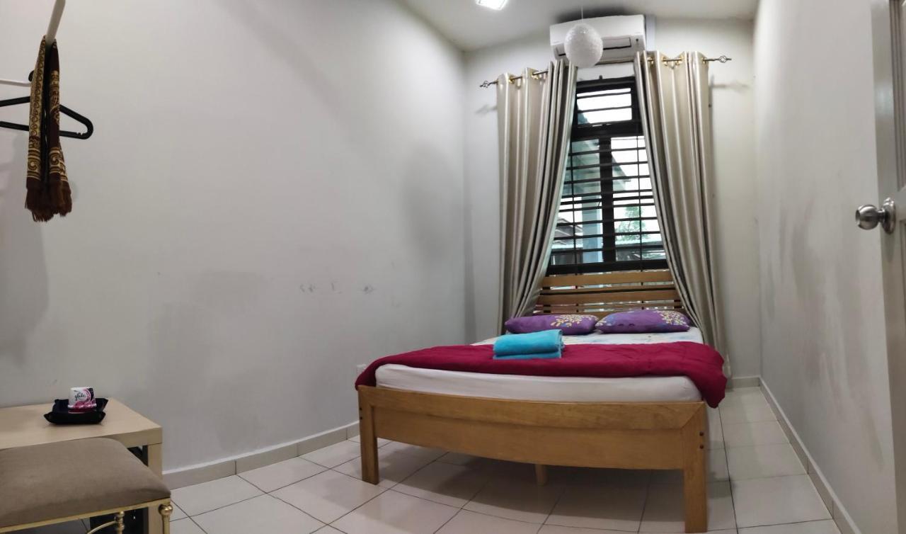 Homestay Melaka Urich Buitenkant foto
